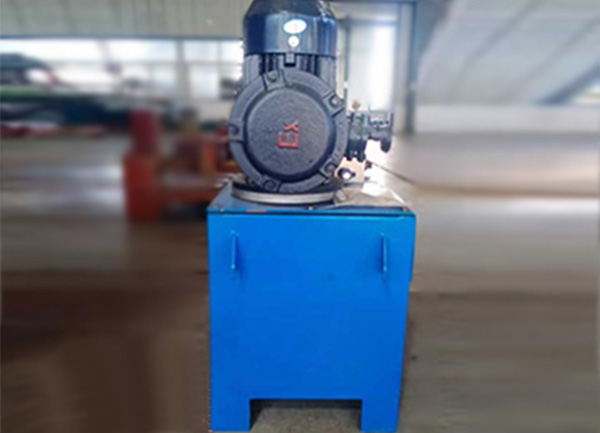 液压站
