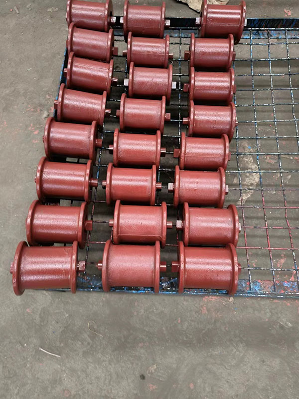托绳轮组