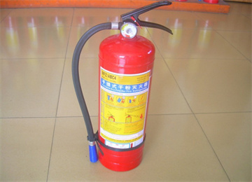 干粉灭火器