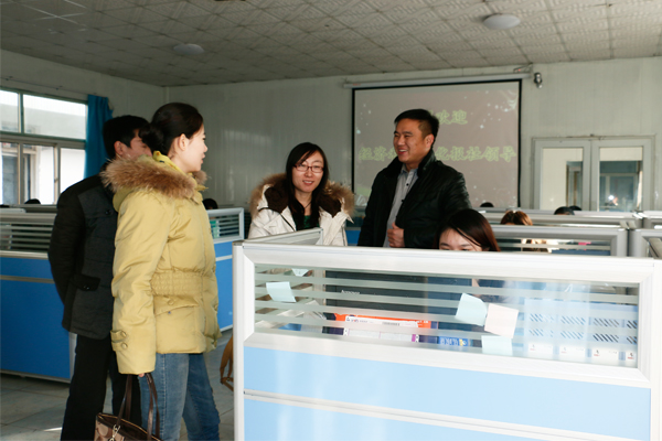 //