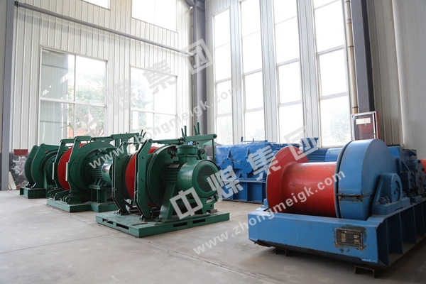 //