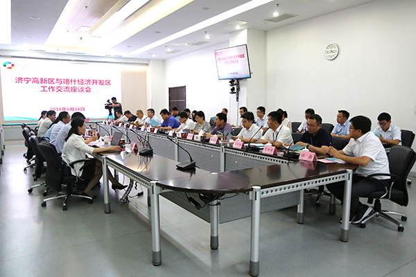 //